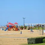 Elios, Aquarius, Raffaella بيبيوني