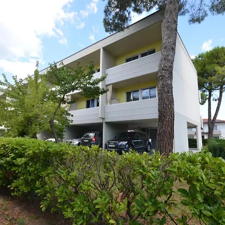 Elios, Aquarius, Raffaella Apartment