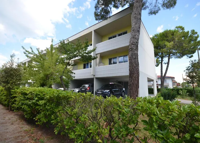 Elios, Aquarius, Raffaella Apartment